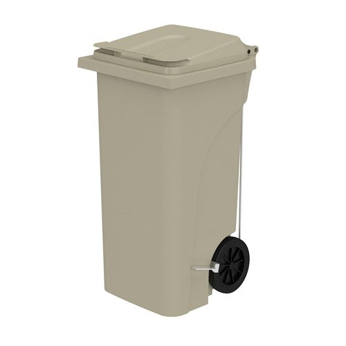 Safco Plastic Step-On Receptacle, 32 Gallon