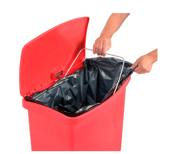 Rubbermaid® Slim Jim® Plastic Step On Container, Front Step 24 Gallon